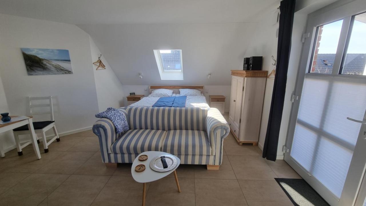 Ferienwohnung Ruegen 1, Alt Reddevitz 108, Insel Ruegen, Mit Kamin Middelhagen Exterior photo