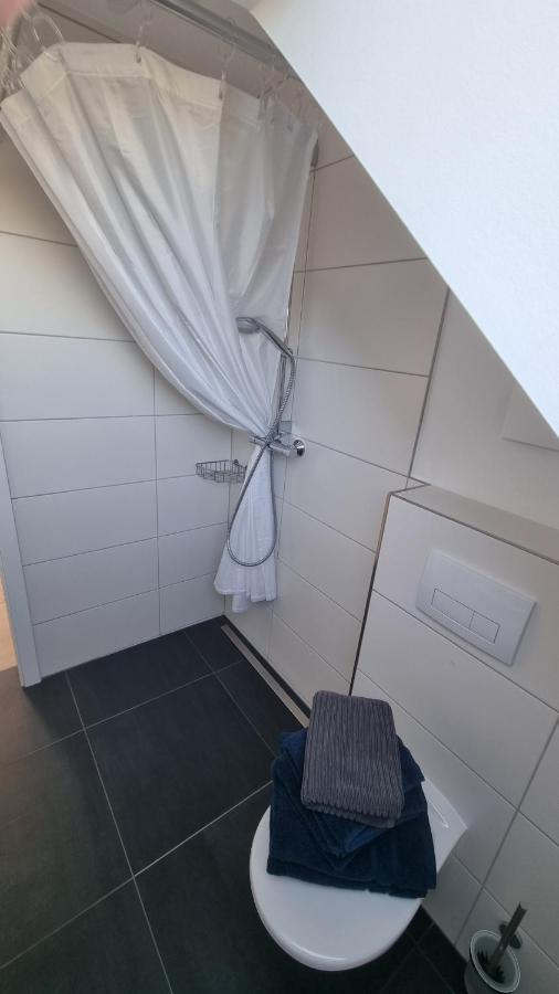 Ferienwohnung Ruegen 1, Alt Reddevitz 108, Insel Ruegen, Mit Kamin Middelhagen Exterior photo